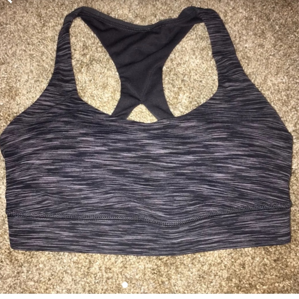 Lululemon sports bra